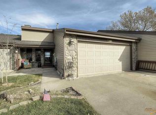 1106 Crestridge Ct, Rapid City, SD 57701