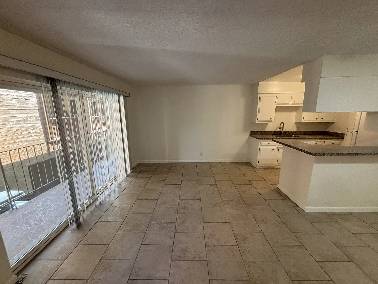 1 bed, 625 sqft, $2,000 — Photo 3