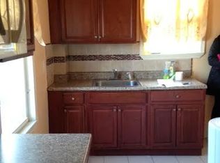 373 E 49th St, Brooklyn, NY 11203