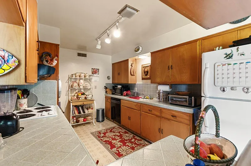 Thumbnail 17