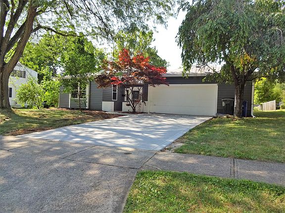 2nd image of 1033 Oberlin Dr