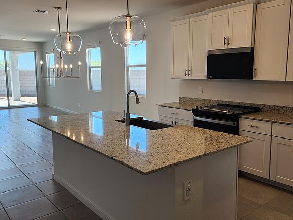 4th image of 7615 E Cozy Cottage Ln