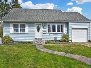 2019 Edgehill Rd, Bethlehem, PA 18017