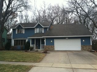 17275 Hayes Ave, Lakeville, MN 55044