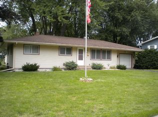 3855 Effress Rd, White Bear Lake, MN 55110