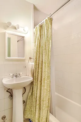 Sold by Citi Habitats | media 10