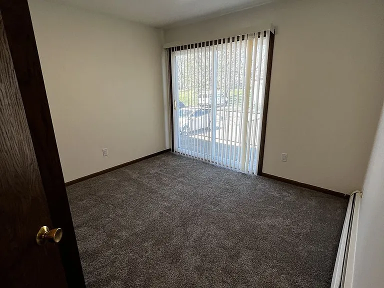 Spartan Drive Apartments — Photo 22