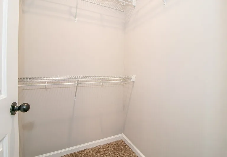 1115-E1 Hillwood Dr — Photo 19