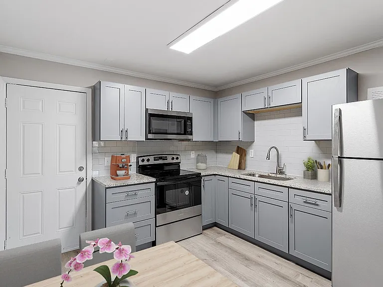 Gorgeously Renovated Apartments — Photo 25