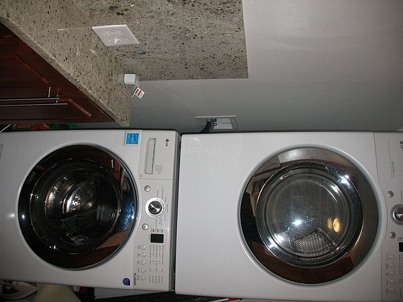 2nd image of 32 Holyoke Rd #3