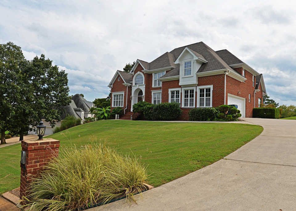 1st image of 5720 Topsail Greens Dr