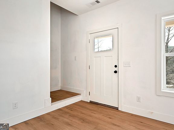 5th image of 72 Chestatee Rd