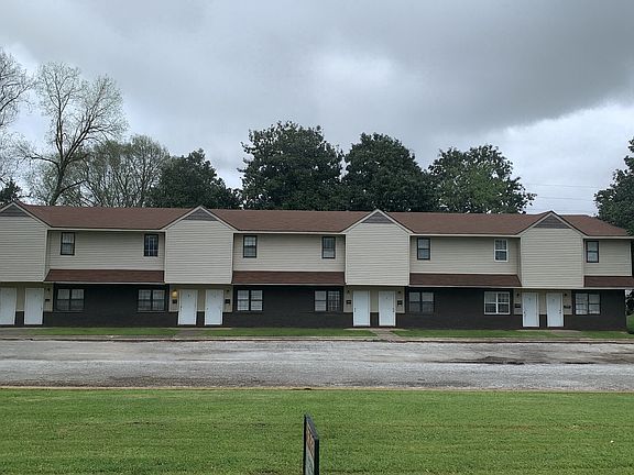 2nd image of 1414 College St SE