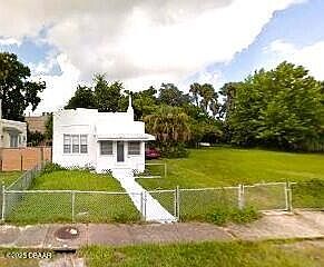 1st image of 330 Taylor Ave
