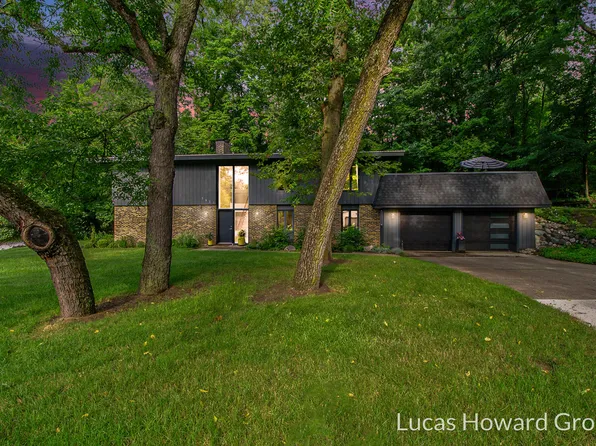 3431 Tricklewood Dr SE, Grand Rapids, MI 49546