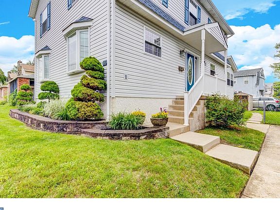 2nd image of 518 Tatnall Ave