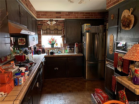 2nd image of 16037 Calahan St