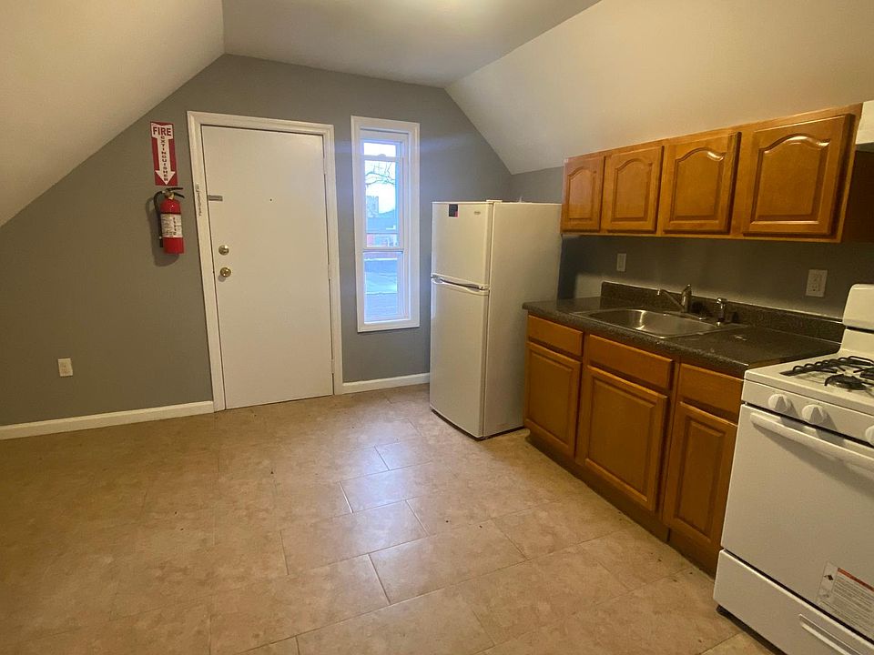 228 Hamilton Ave Paterson NJ Zillow