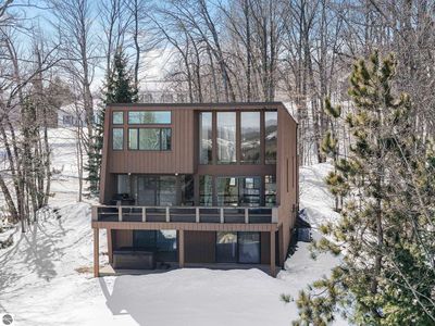 10570 Snowcrest Ct, Traverse City, MI, 49684
