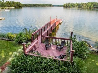 738 Gold Nugget Poin, Prosperity, SC 29127