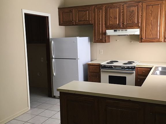 2nd image of 2989 Oneal Ln