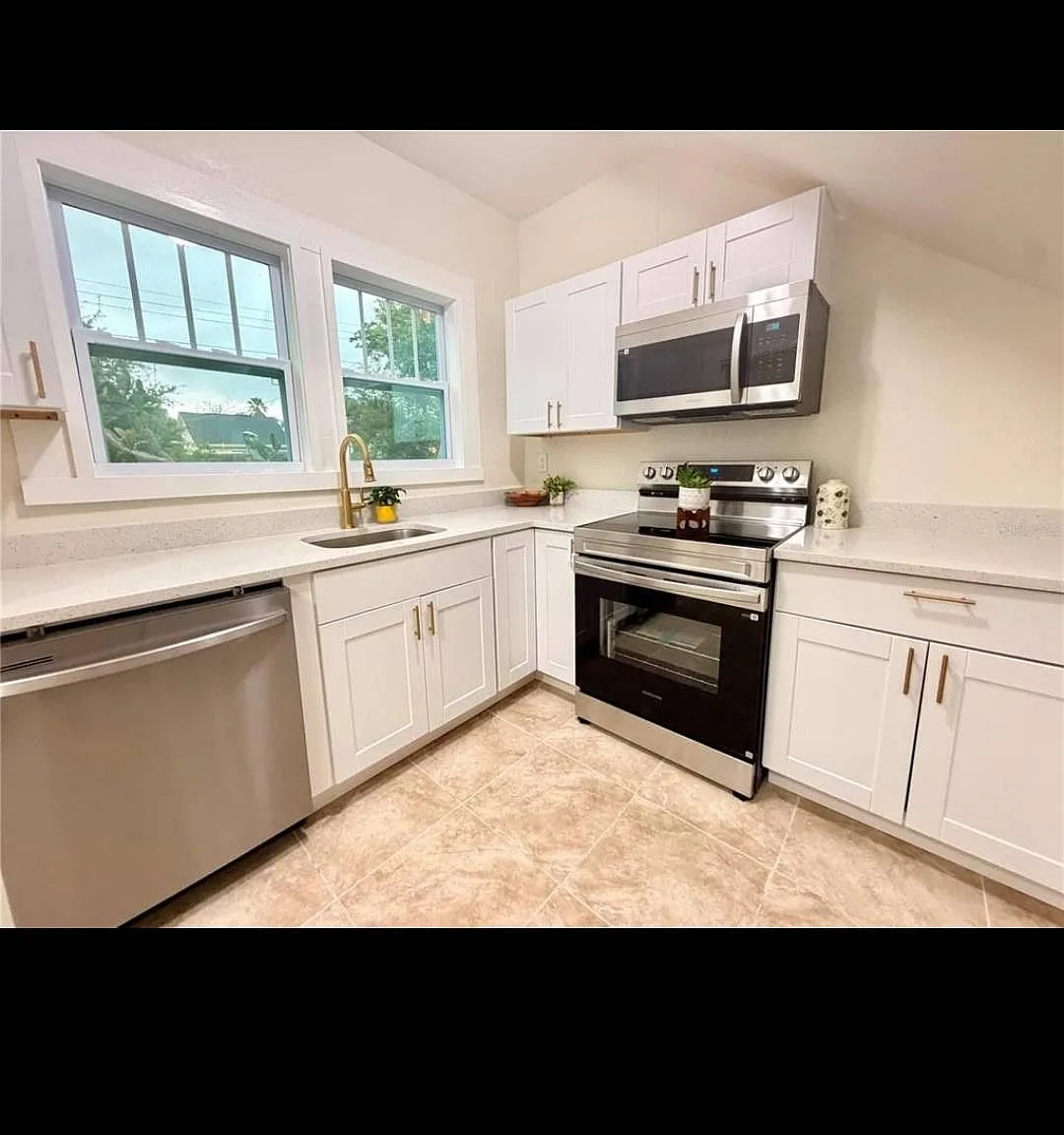 3 bed, 1500 sqft, $3,150 — Photo 3