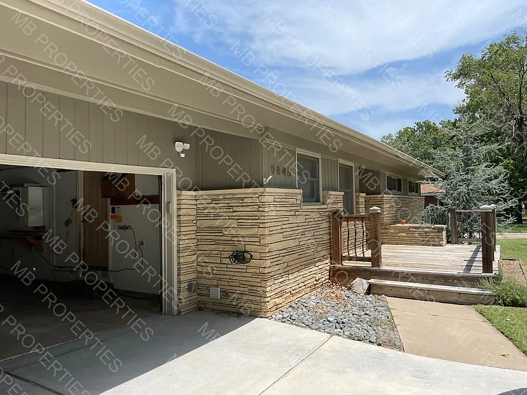 9840 W Tee Ln — Photo 2