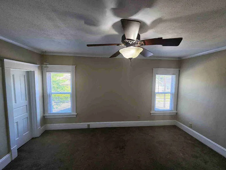 143 Brockway Ave #UPPER — Photo 12