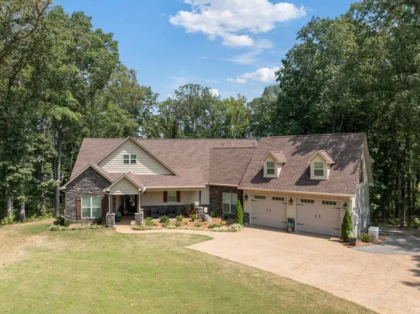 141 Shoreline Dr, Huntingdon, TN 38344