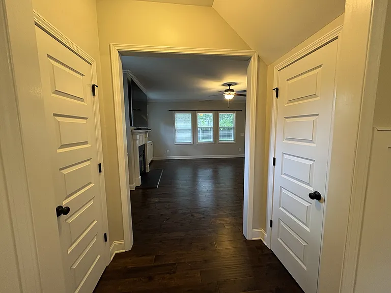 403 Cape Fear Ave — Photo 5