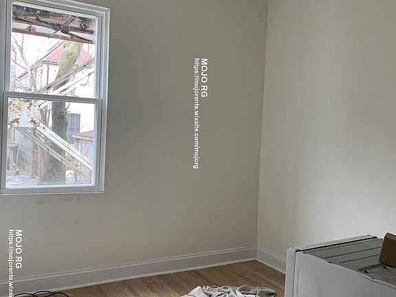 5th image of 1105 W Newport Ave #Ch1