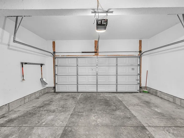 3077 Cypress Hill Dr — Photo 33