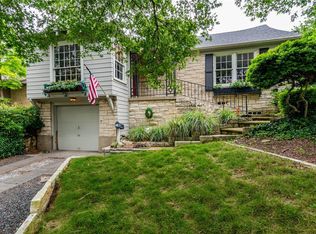 722 N Hampton Rd, Dallas, TX 75208