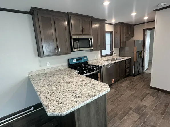 501 Forest St W Lot 10, Belle Plaine, MN 56011
