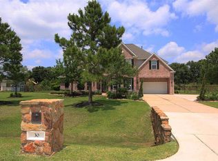 30 Highclere Park Dr, Spring, TX 77379
