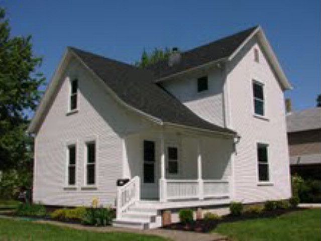 1st image of 632 N Columbus St