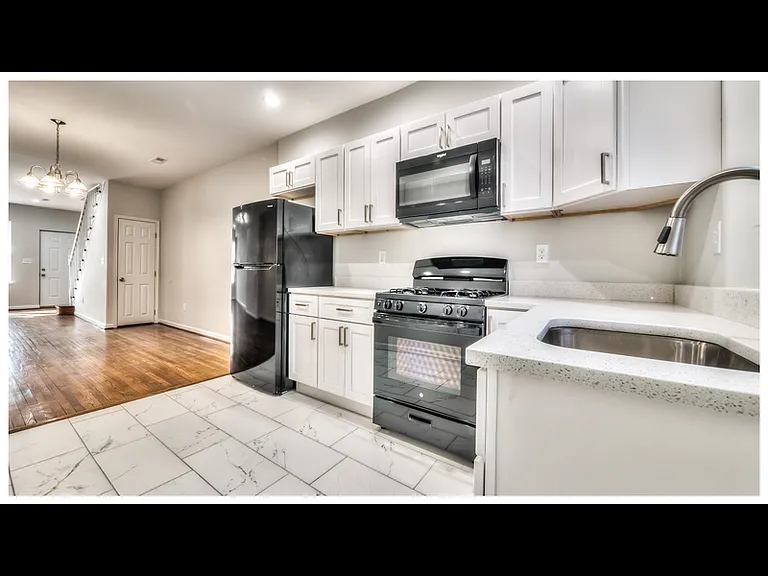 3336 W Caton Ave — Photo 14