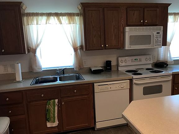 4th image of 1021 Osborne Ln