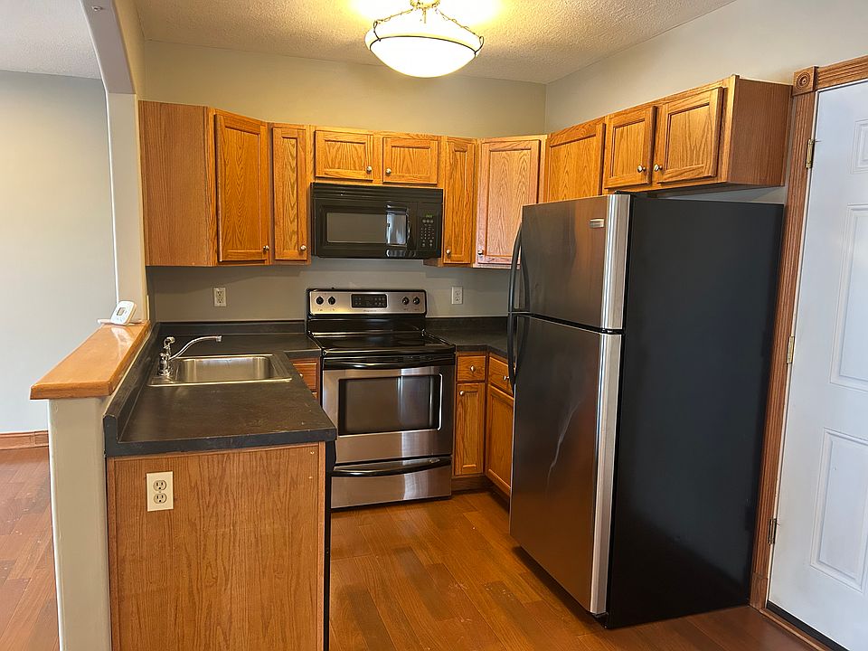 1st image of 615 Holly Ave