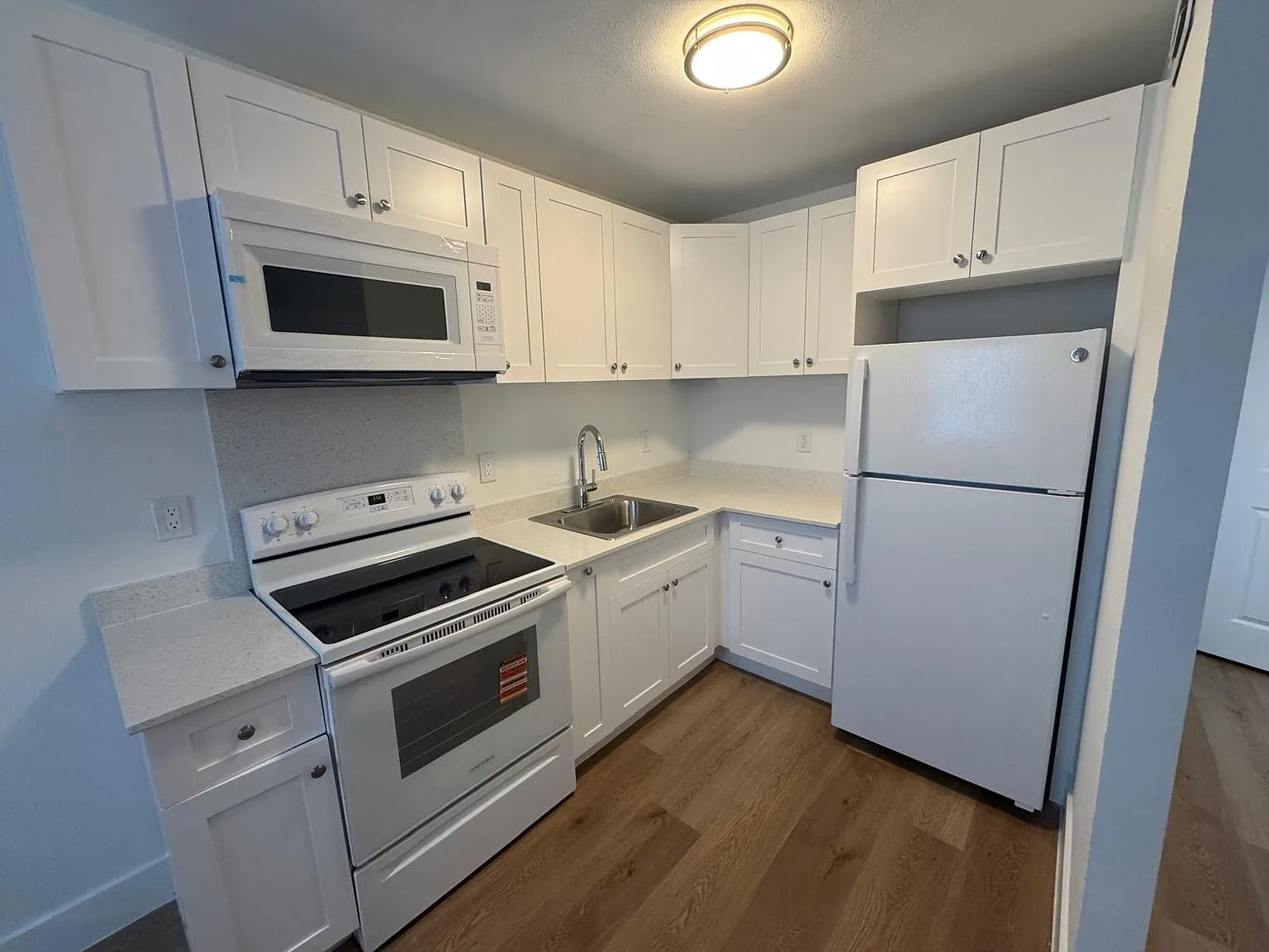 1 bed, 700 sqft, $1,595 — Photo 1