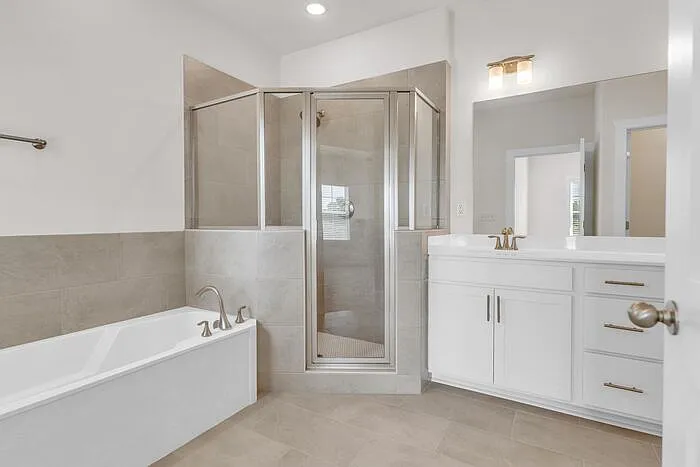 4839 Chatelet Dr — Photo 11