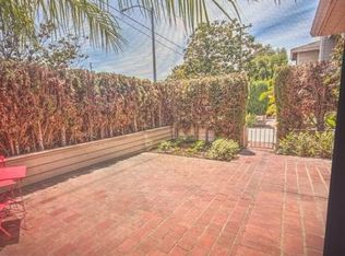 3627 E 15th St, Long Beach, CA 90804