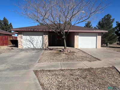 1107 Avenida Del Sumbre, Roswell, NM, 88203