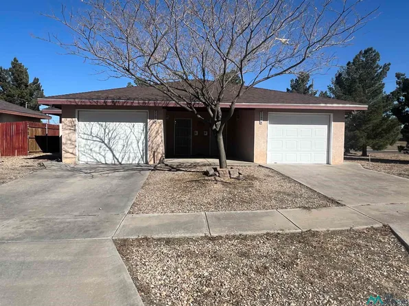 1107 Avenida Del Sumbre, Roswell, NM 88203