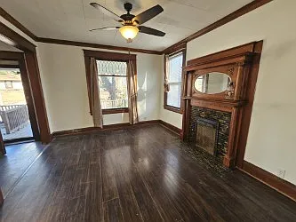 824 N Liberty St — Photo 4