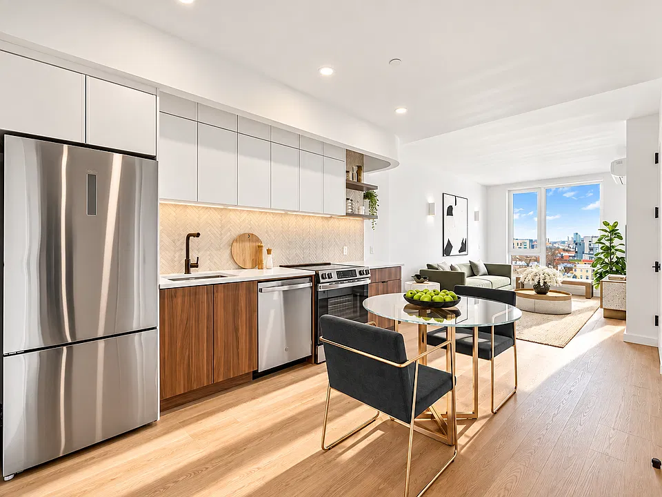1051 Pacific St #6G