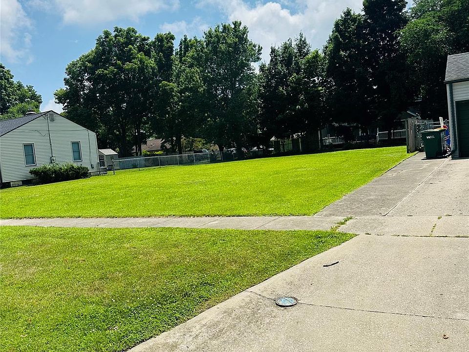 2nd image of 1252 Beatrice St