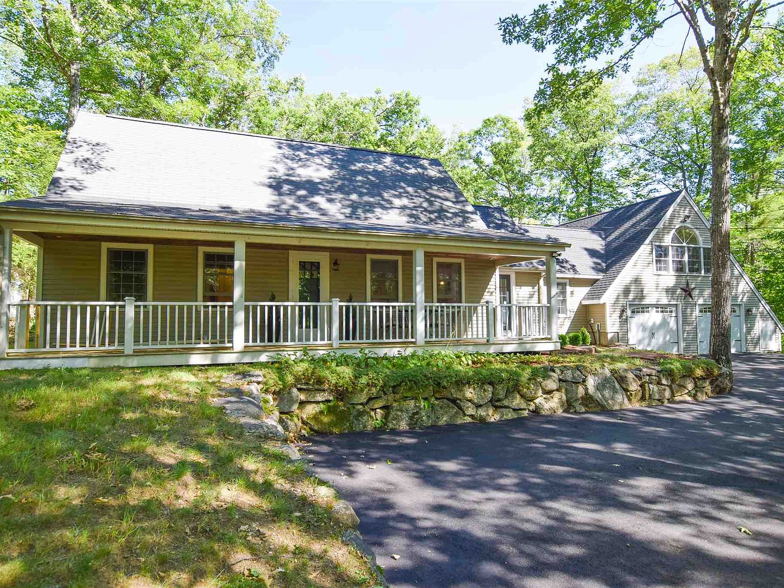 379 Leighton N Avenue, Laconia, NH 03246 Zillow