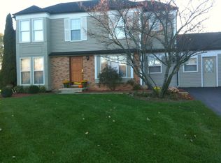 6670 Heatheridge Dr, Saline, MI