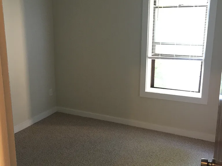 54-56 Grand Ave #4 — Photo 11